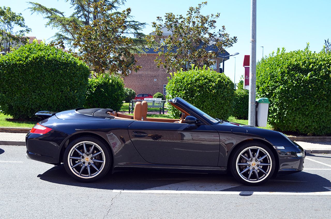 Porsche 911 Carrera Cabriolet Tiptronic 325cv - Foto 5
