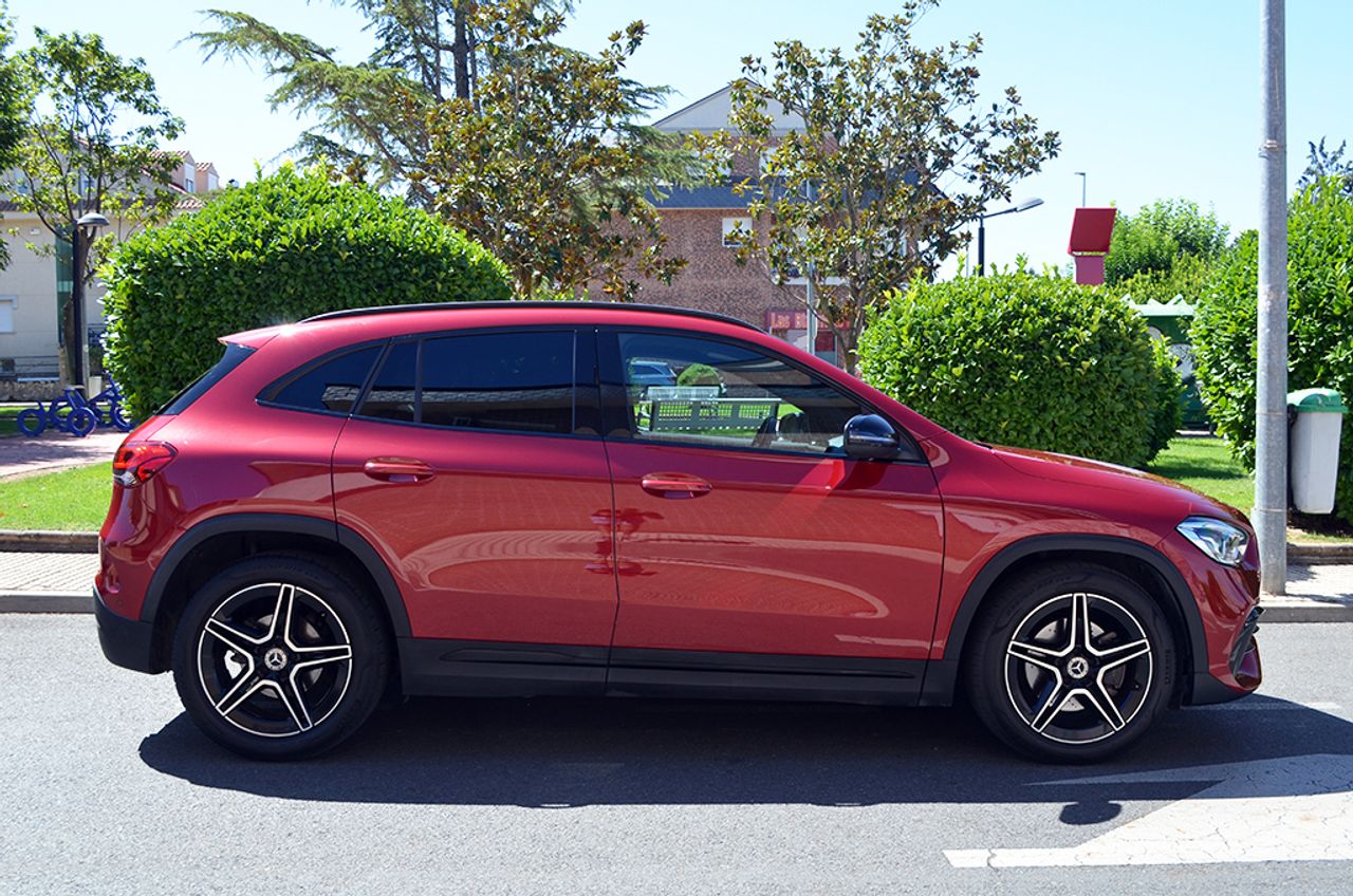Mercedes GLA 200 d 8G-DCT 150cv - Foto 5