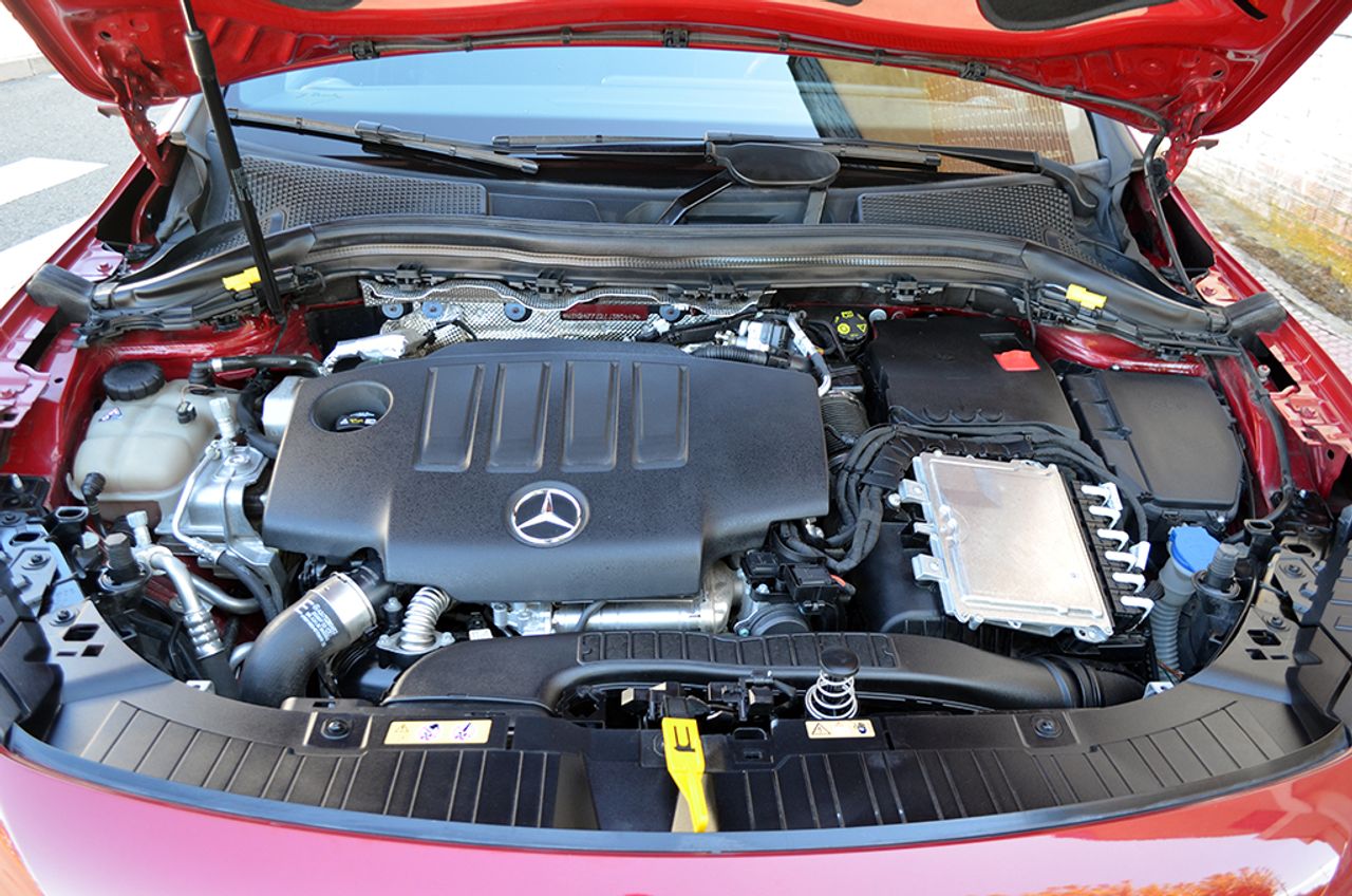 Mercedes GLA 200 d 8G-DCT 150cv - Foto 75