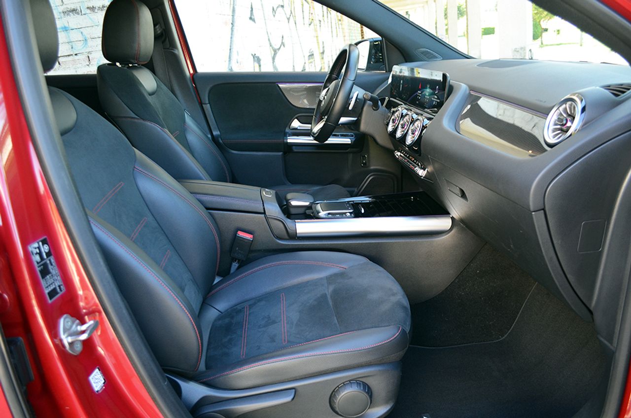 Mercedes GLA 200 d 8G-DCT 150cv - Foto 13