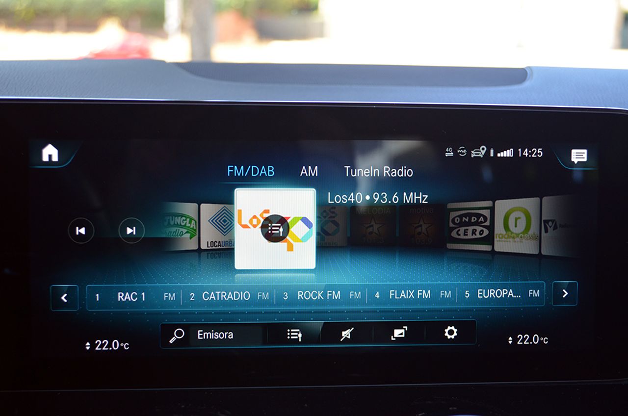 Mercedes GLA 200 d 8G-DCT 150cv - Foto 33