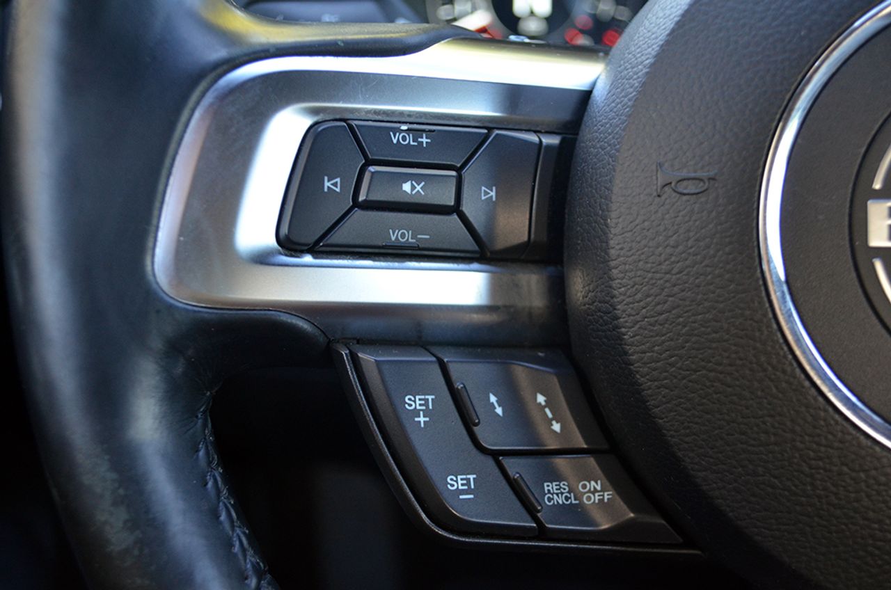 Ford Mustang Fastback Bullitt Special Edition 5.0 Ti-VCT V8 338 kW - Foto 22
