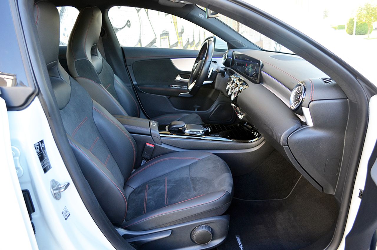 Mercedes CLA 200 d Shooting Brake 8G-DCT 150cv - Foto 13