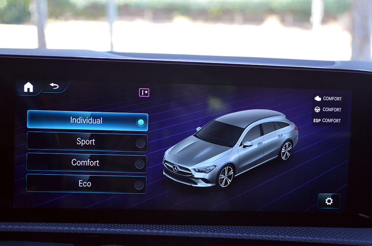 Mercedes CLA 200 d Shooting Brake 8G-DCT 150cv - Foto 60