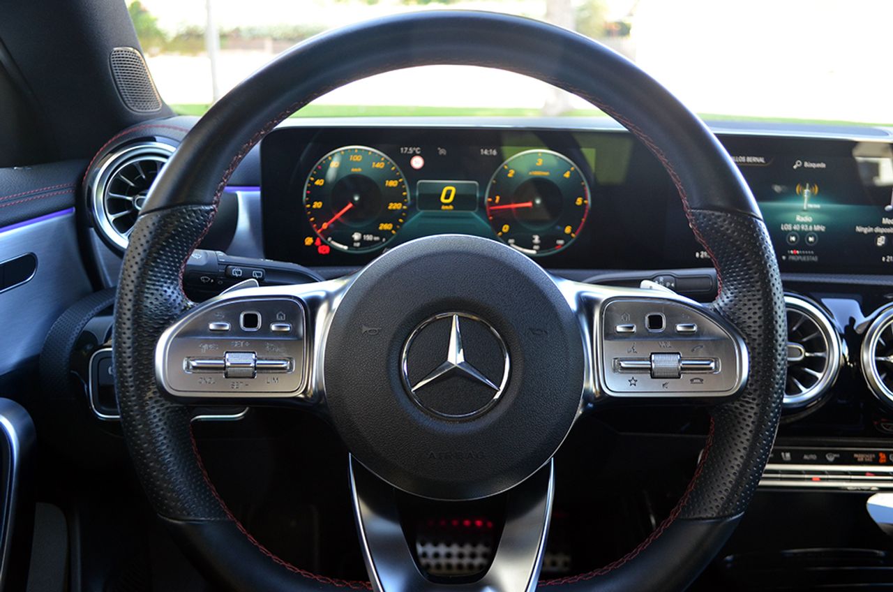 Mercedes CLA 200 d Shooting Brake 8G-DCT 150cv - Foto 18