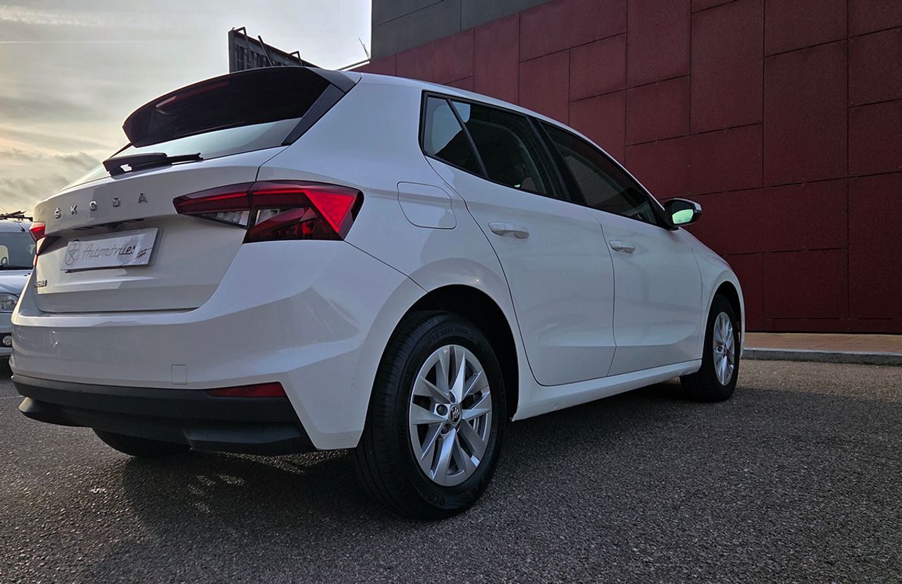 Skoda Fabia MPI 80cv. AMBITION - foto 4