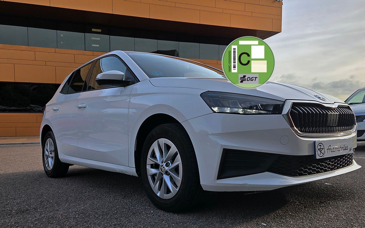 Skoda Fabia MPI 80cv. AMBITION - foto 2
