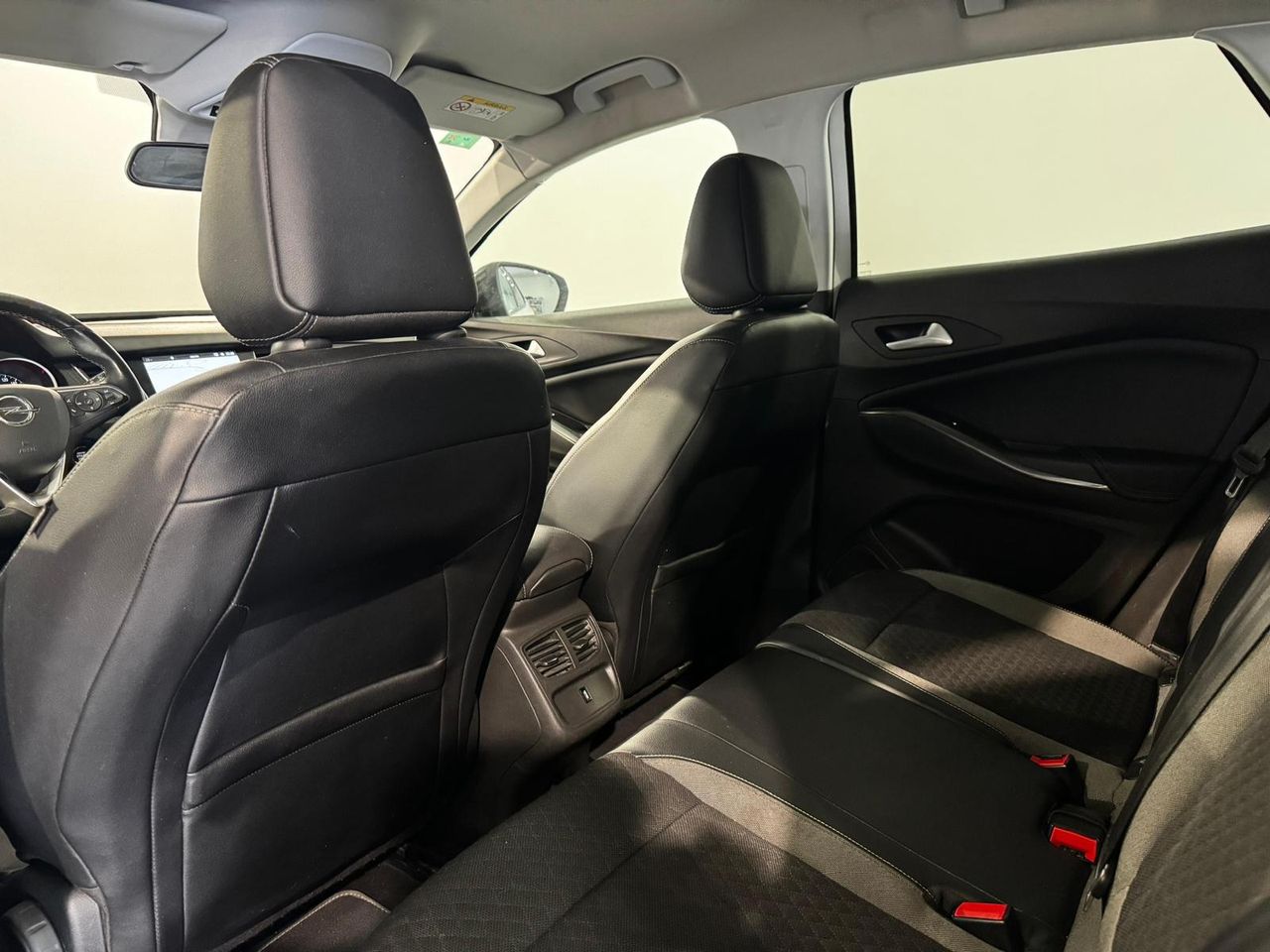 Opel Grandland X 1.5 CDTi Selective - foto 12