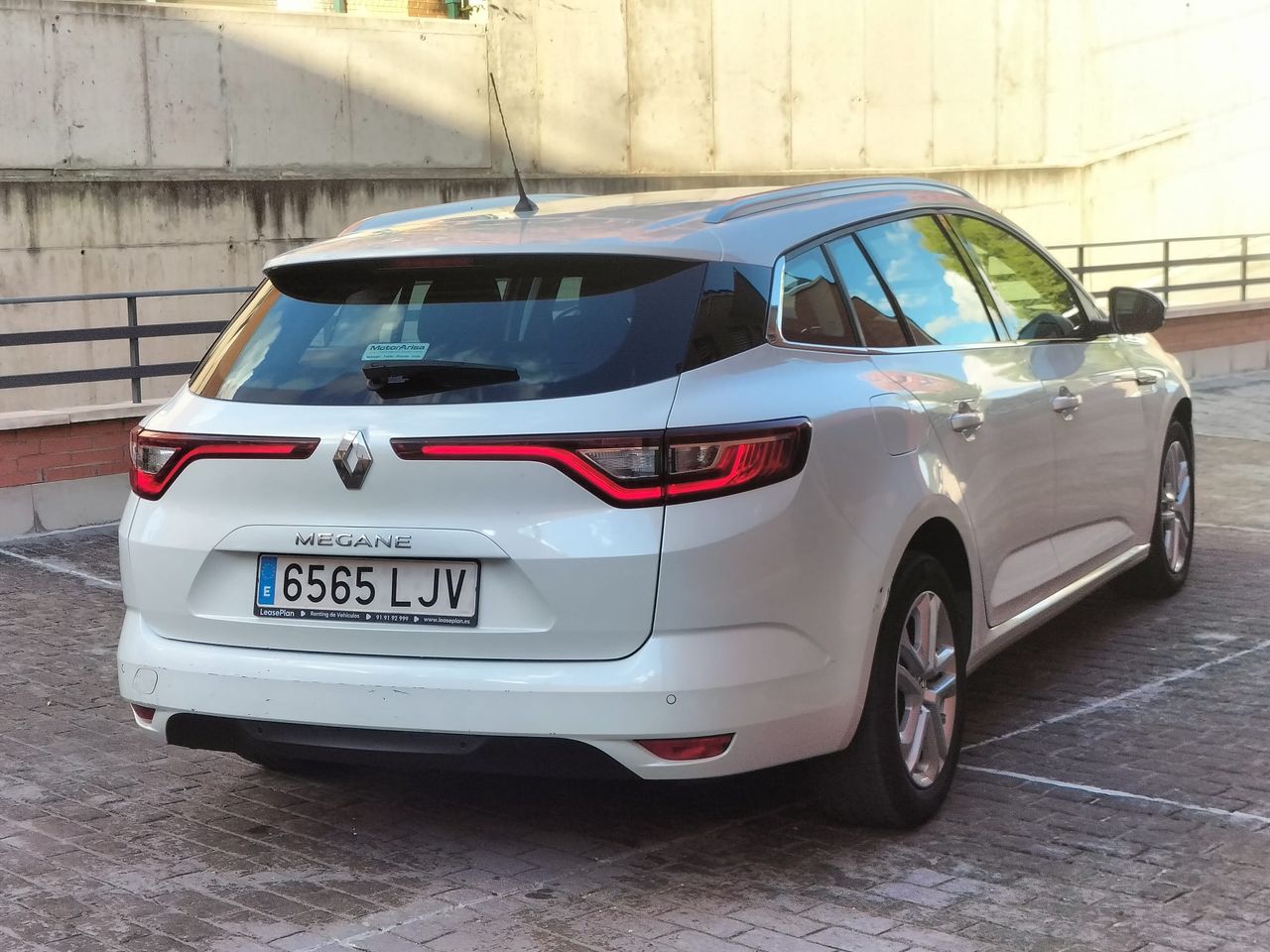 renault megane sport tourer 2020 / foto grande (3)