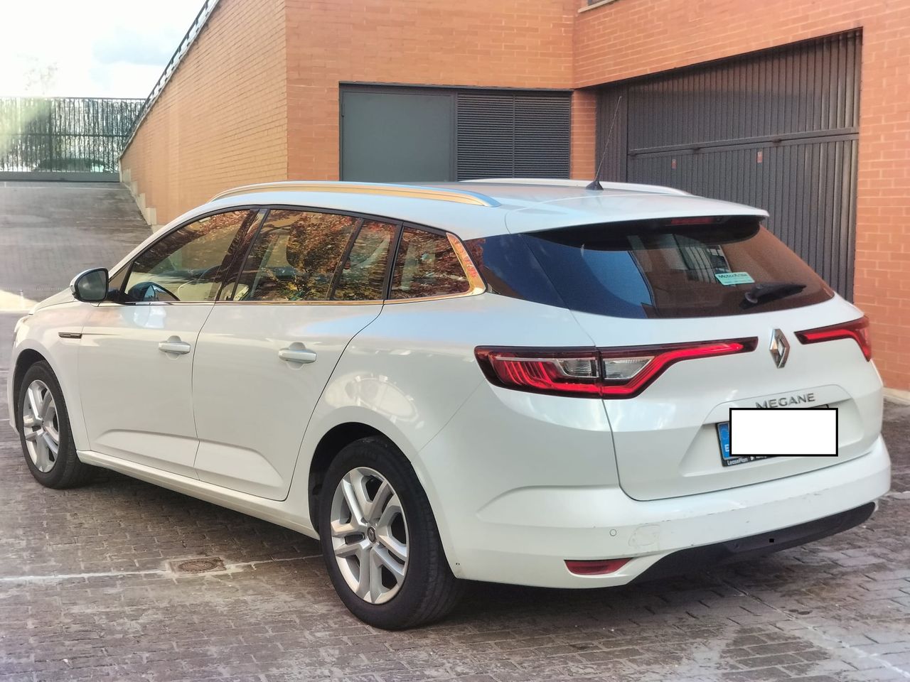 renault megane sport tourer 2021 / foto grande (3)