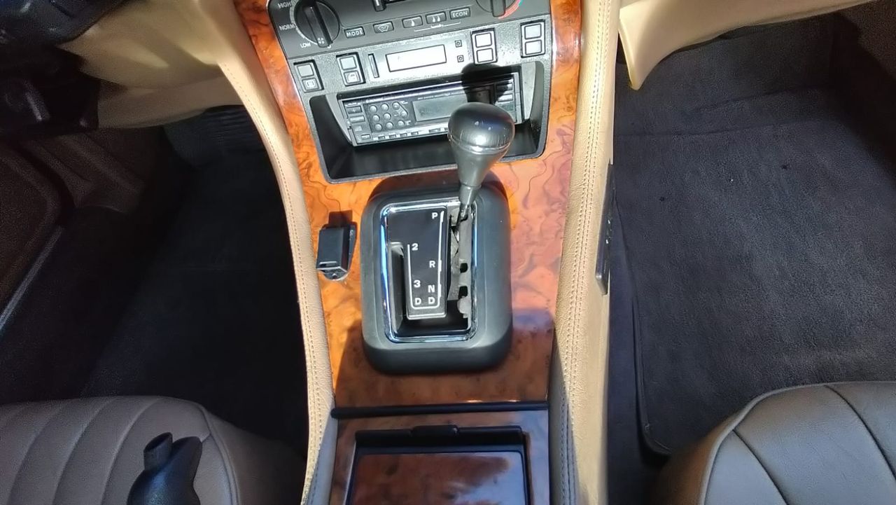 Jaguar XJ 6  Sovereign - foto 11