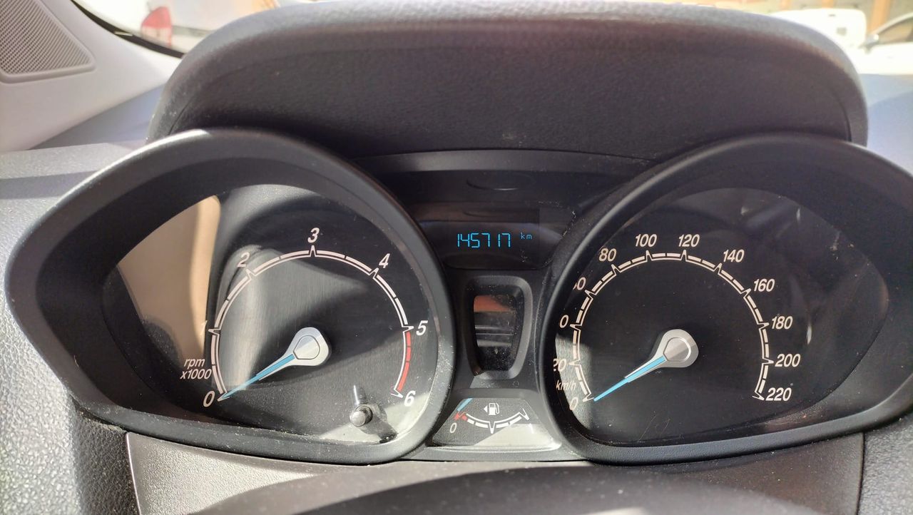 Ford Transit Courier 1.5 TDCI E6 Trend - foto 8