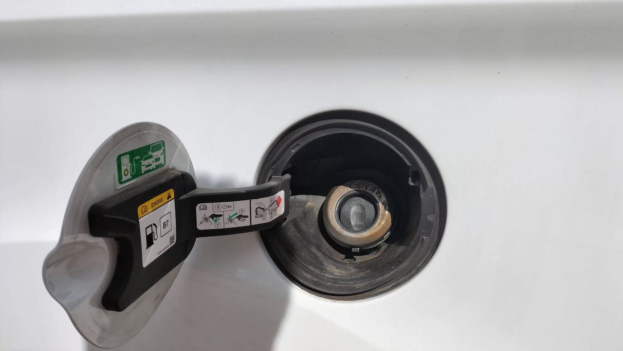 Ford Transit Courier 1.5 TDCI E6 Trend - foto 19