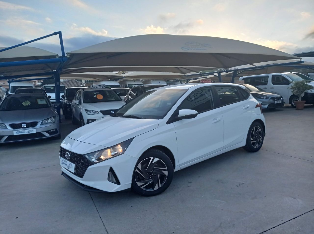 hyundai i20 2021 / foto grande (2)