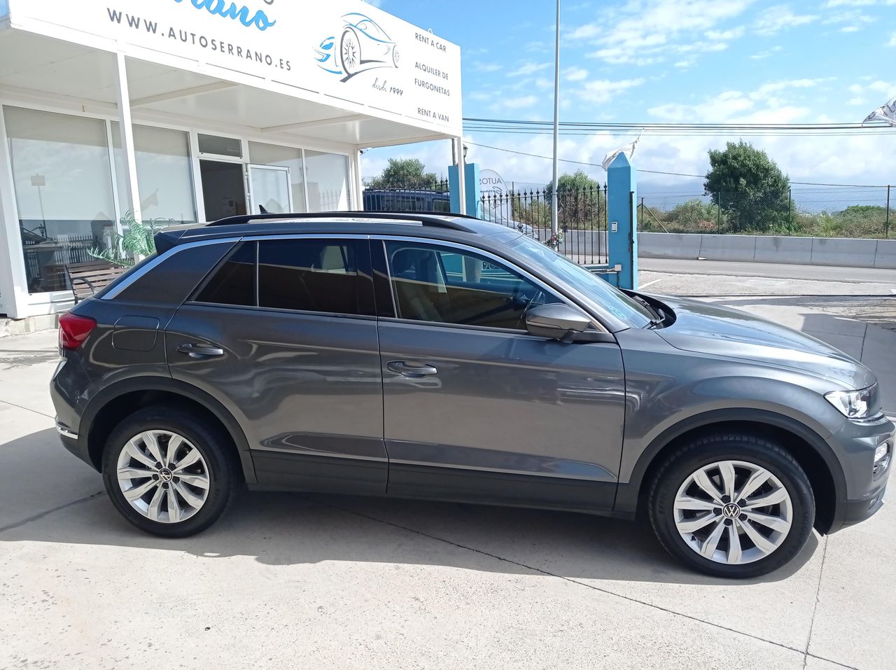volkswagen t-roc 2021 / foto grande (2)