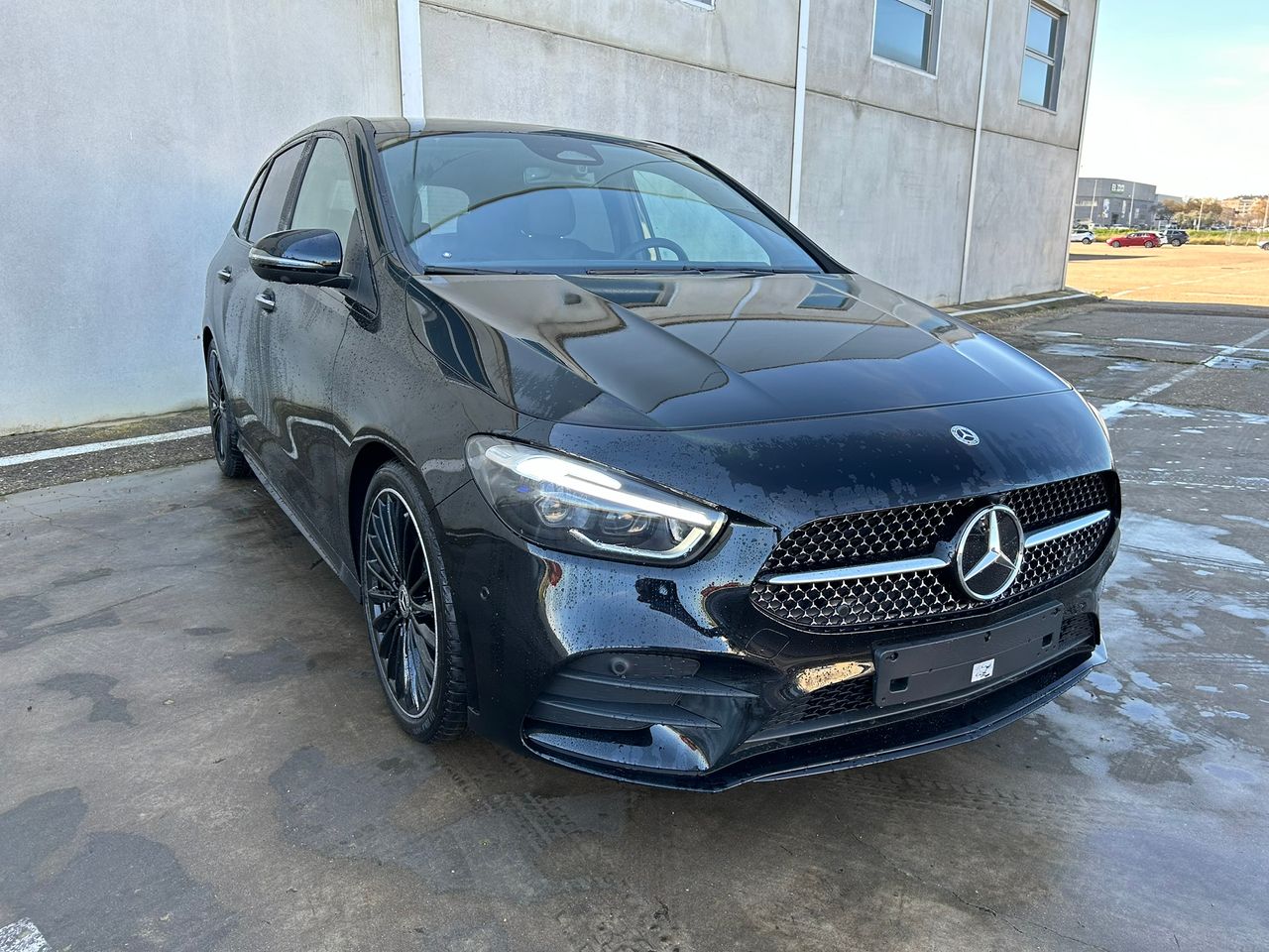 mercedes clase b 2023 / foto grande (3)