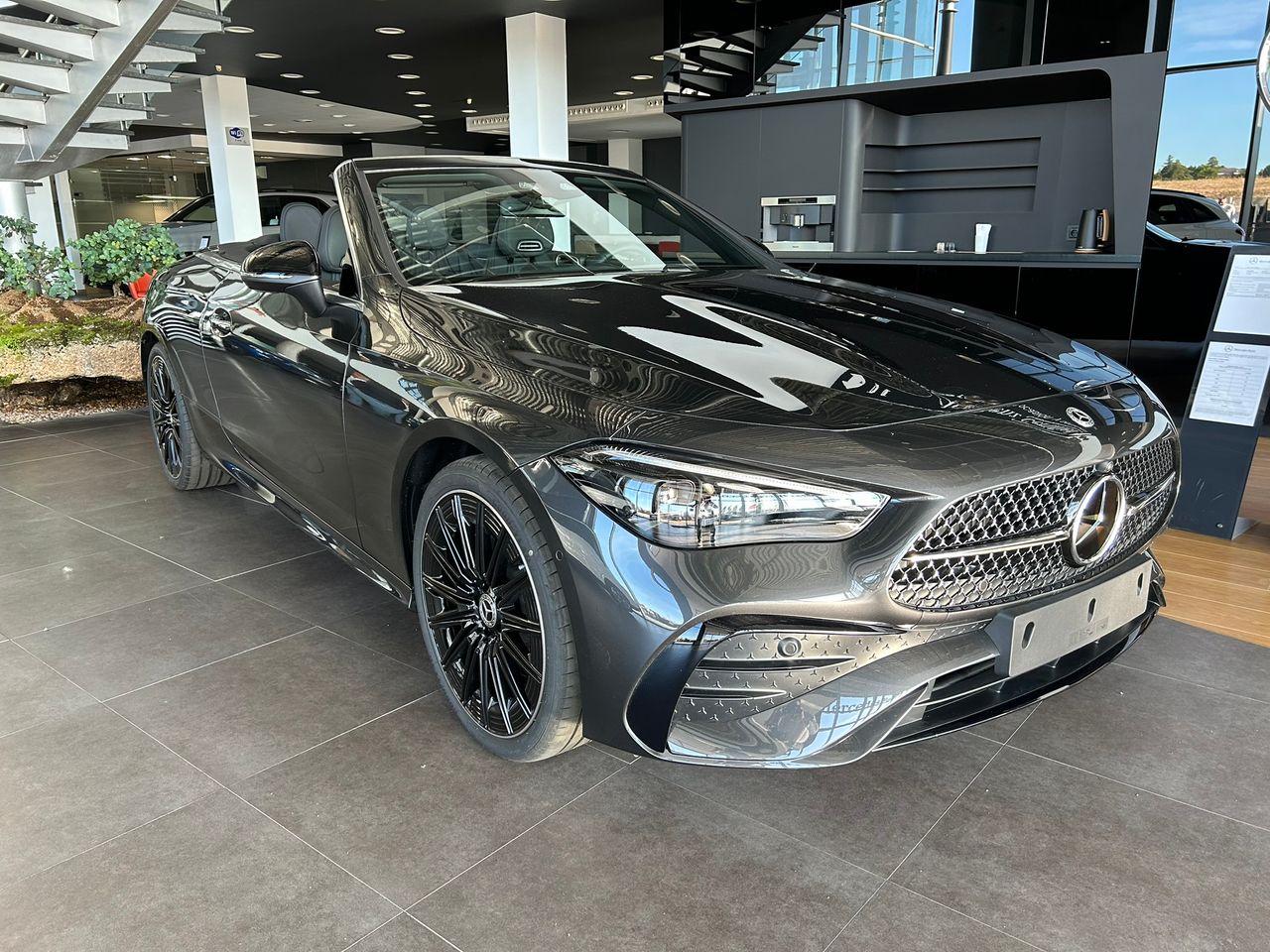 mercedes clase cle 2024 / foto grande (3)