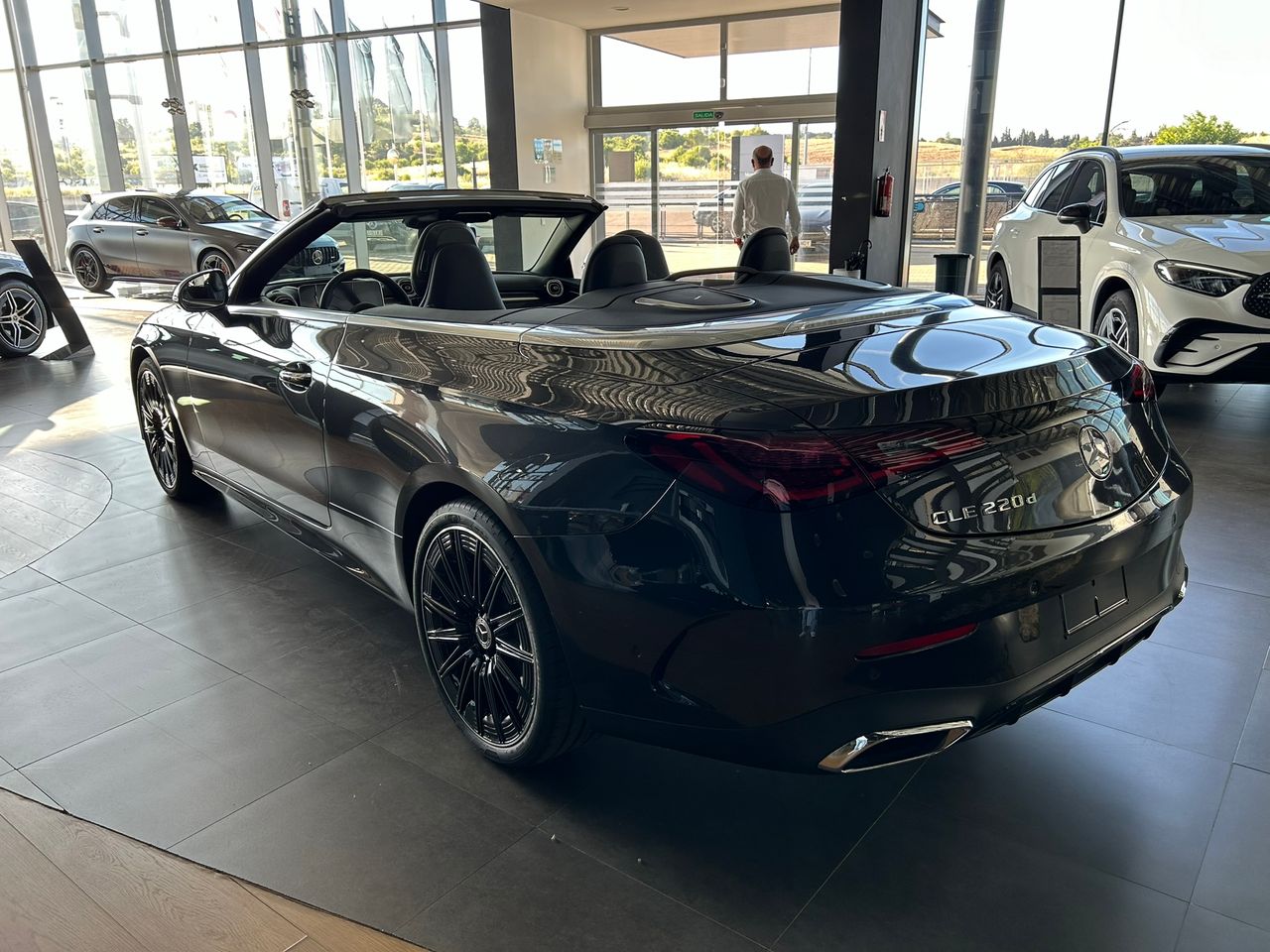 mercedes clase cle 2024 / foto grande (2)