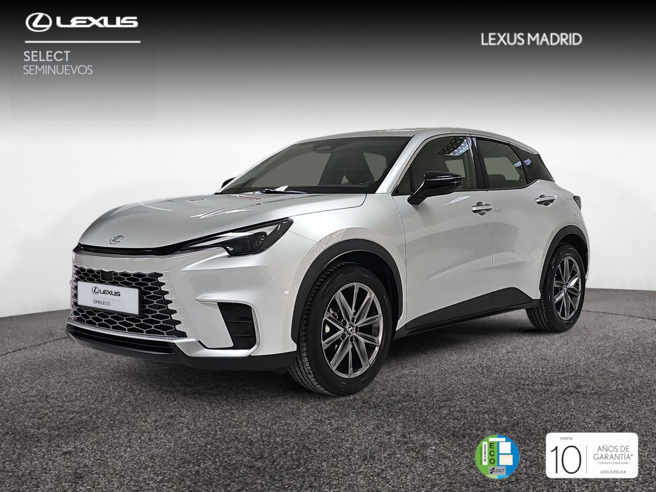 Foto lexus lbx 2025 /