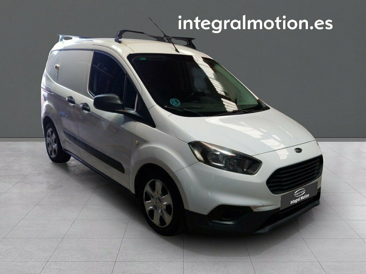 ford transit courier 2018 / foto grande (3)