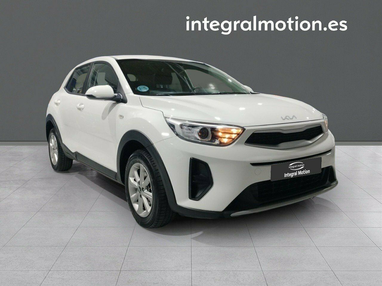 kia stonic 2023 / foto grande (3)