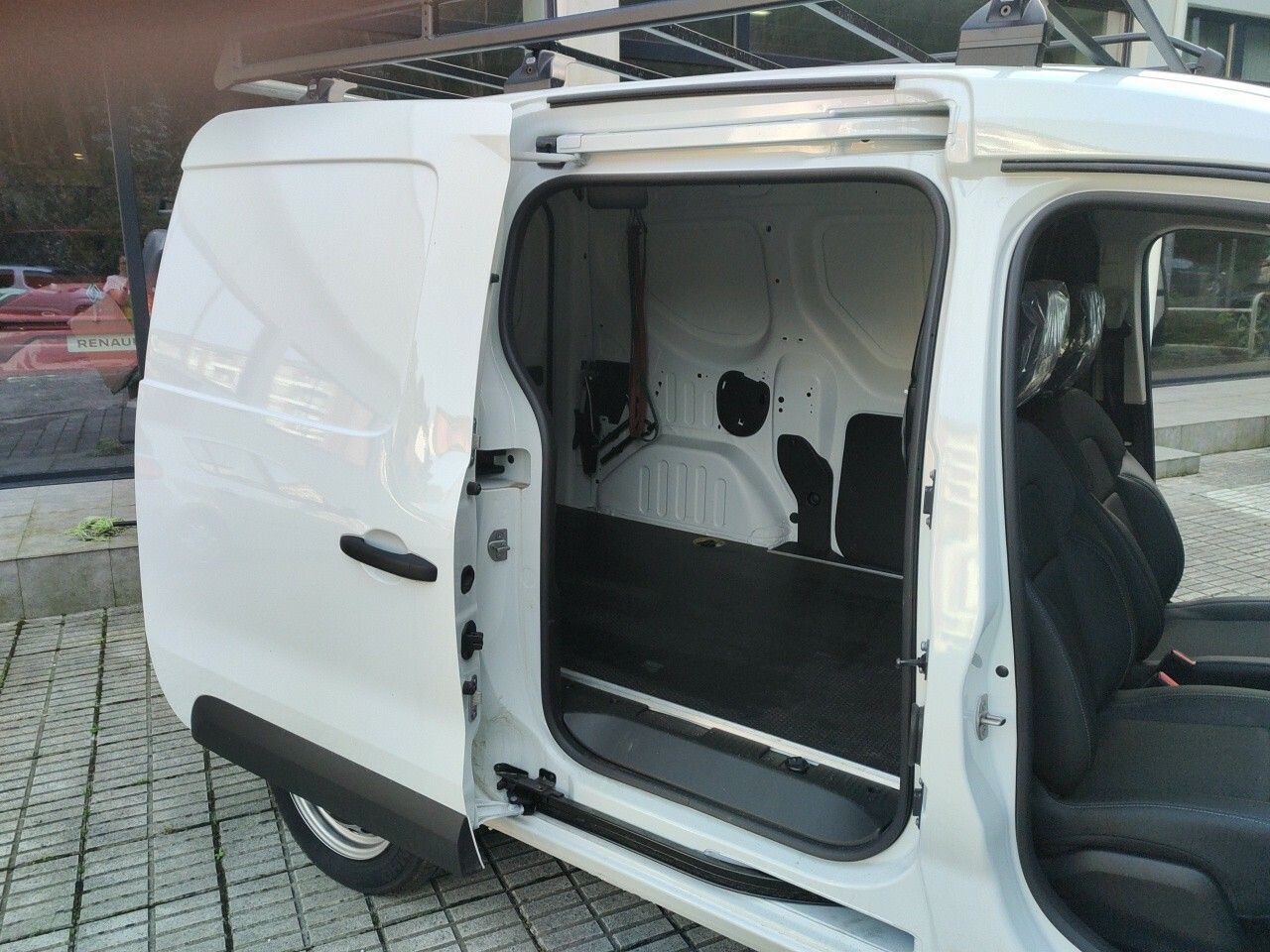 renault express 2024 / foto grande (3)
