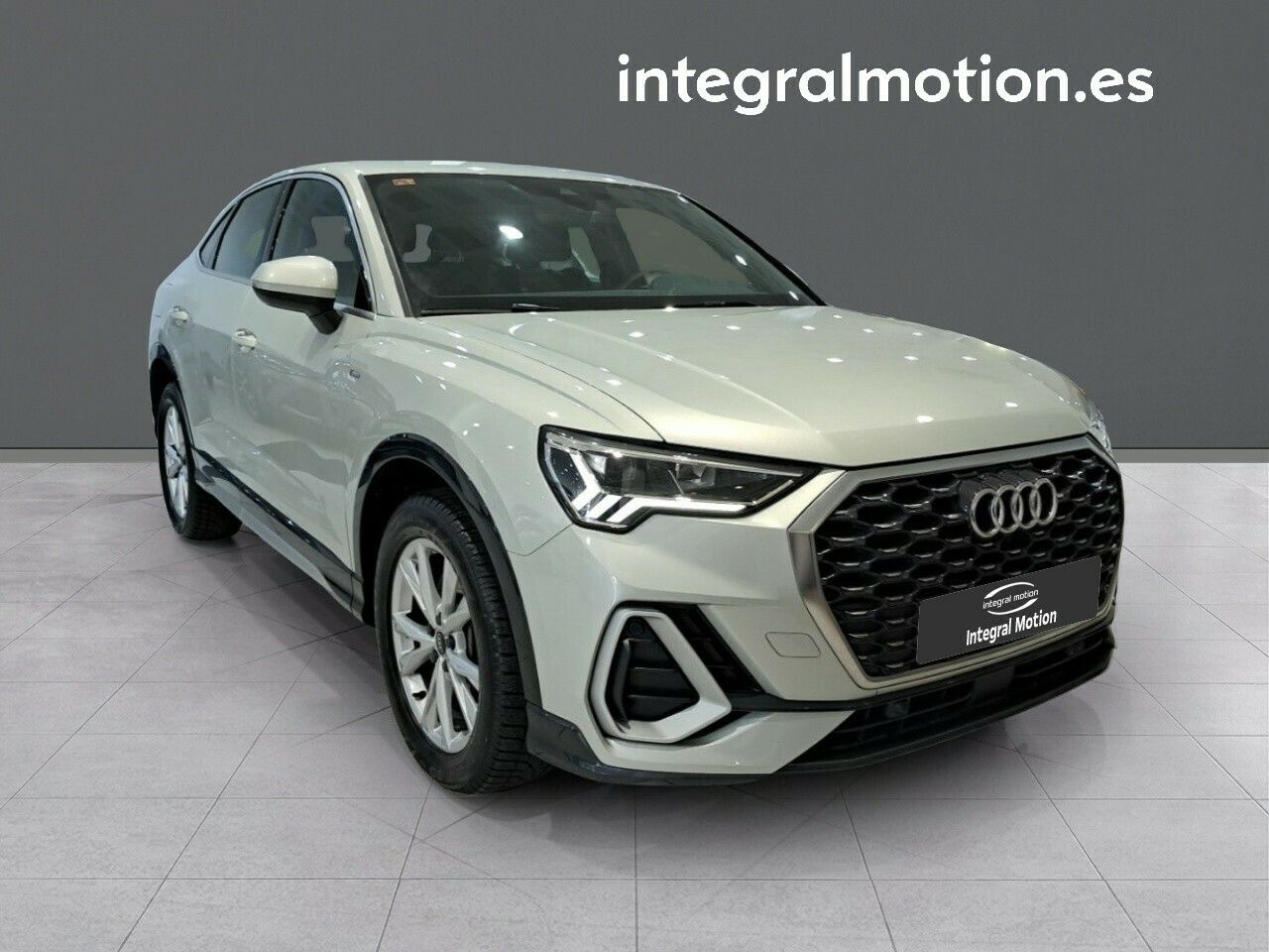 audi q3 2021 / foto grande (3)
