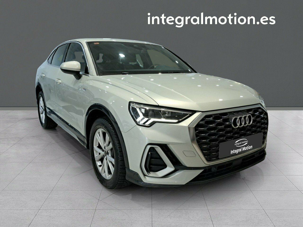 audi q3 2021 / foto grande (3)