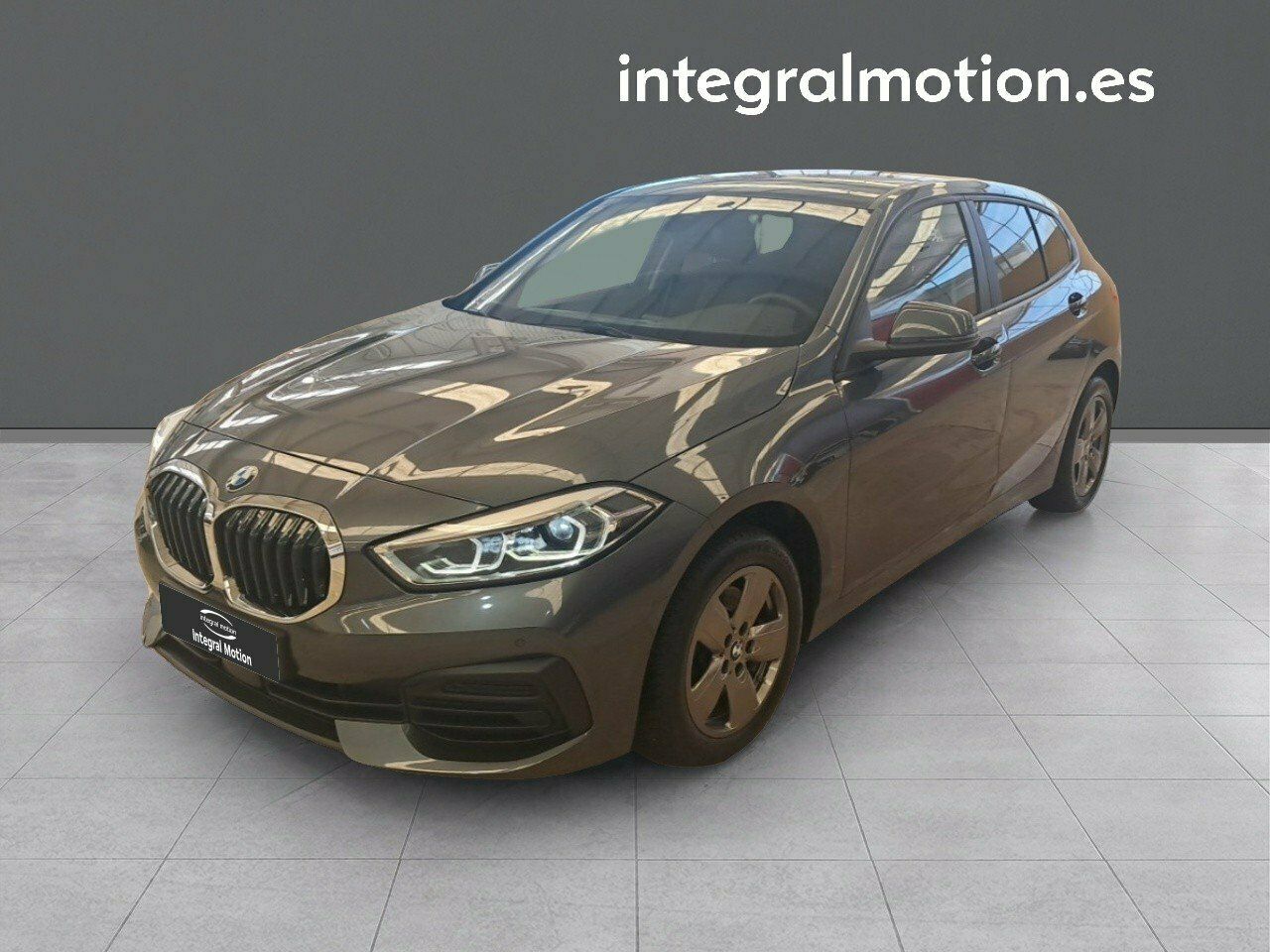 Foto bmw serie 1 2021 /