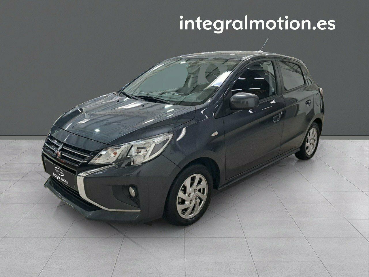 Foto mitsubishi space star 2024 /