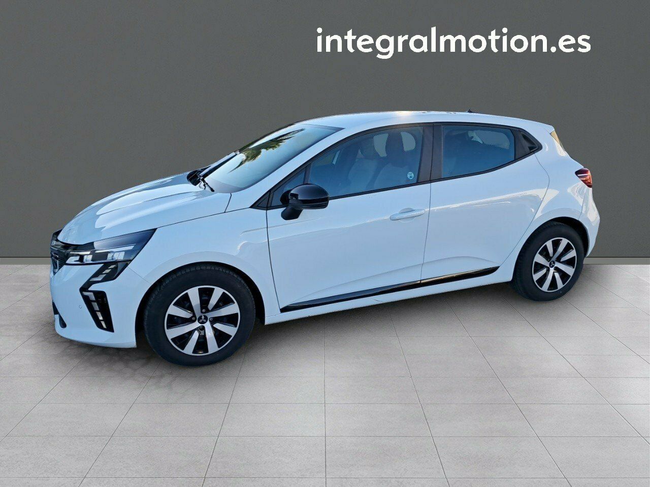 Foto mitsubishi colt 2024 /