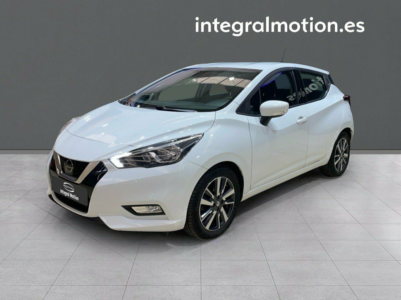 Foto nissan micra 2017 /