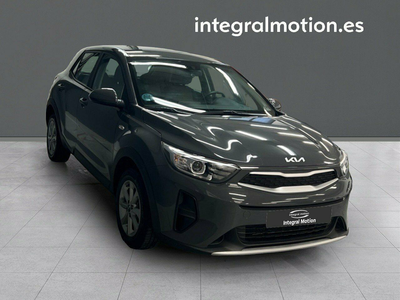 kia stonic 2023 / foto grande (3)