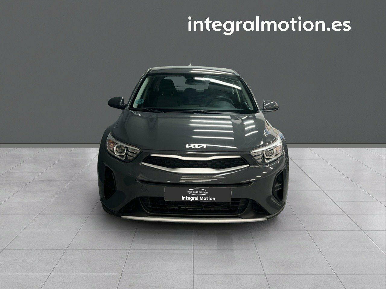 kia stonic 2023 / foto grande (2)