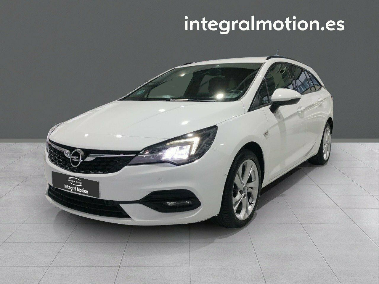 Foto opel astra 2020 /