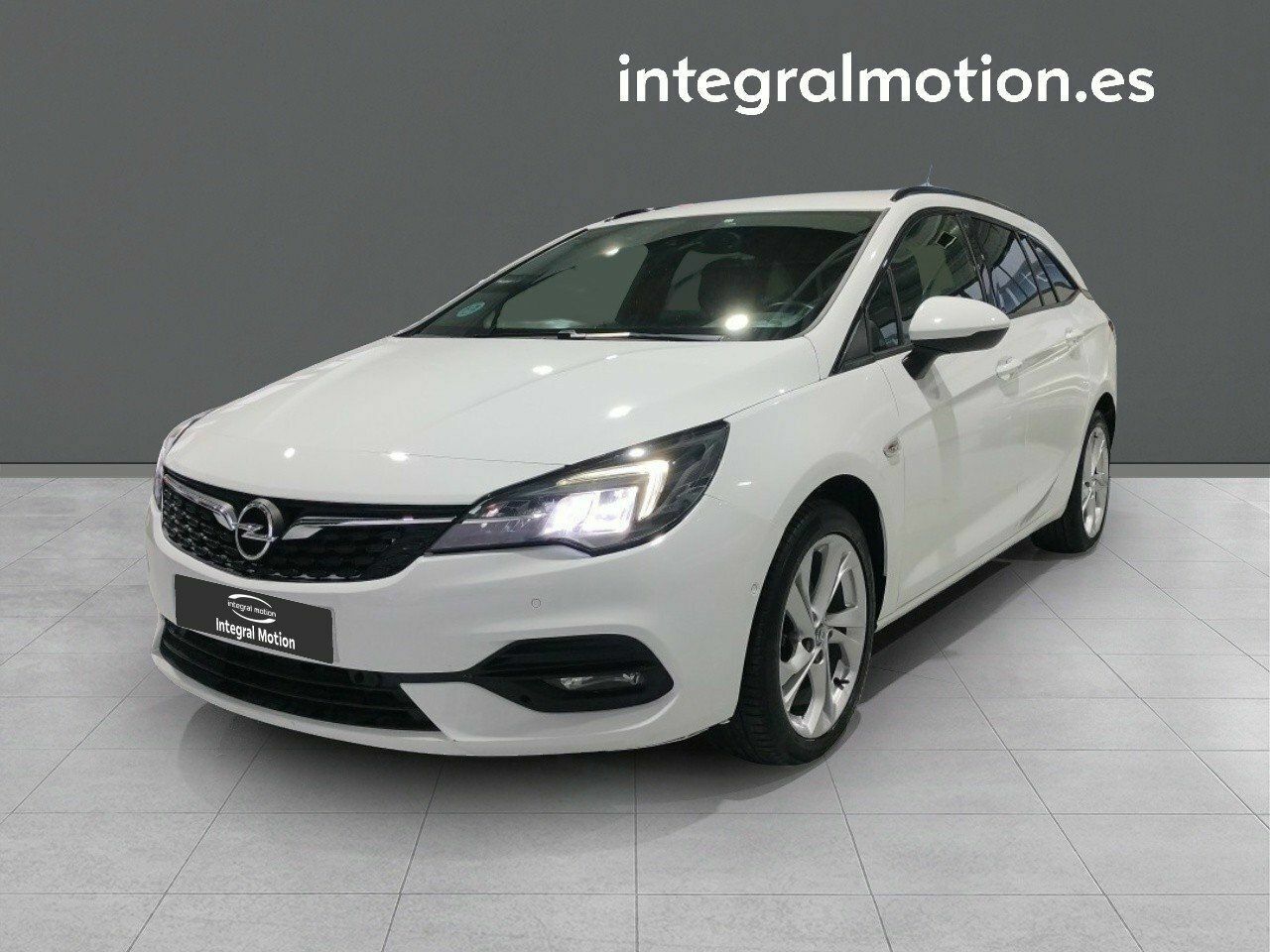 Foto opel astra 2020 /