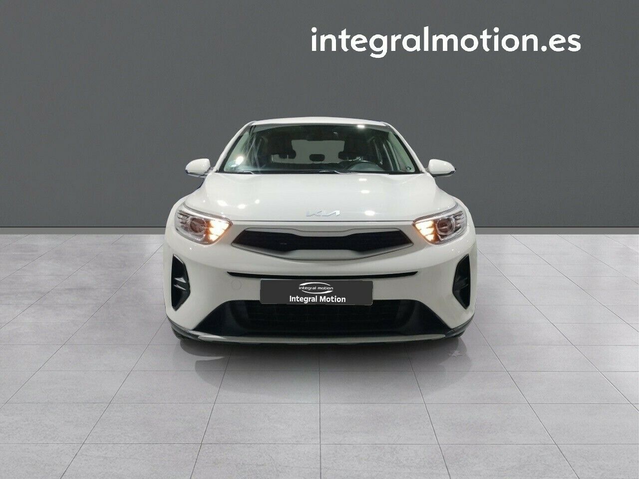kia stonic 2023 / foto grande (2)