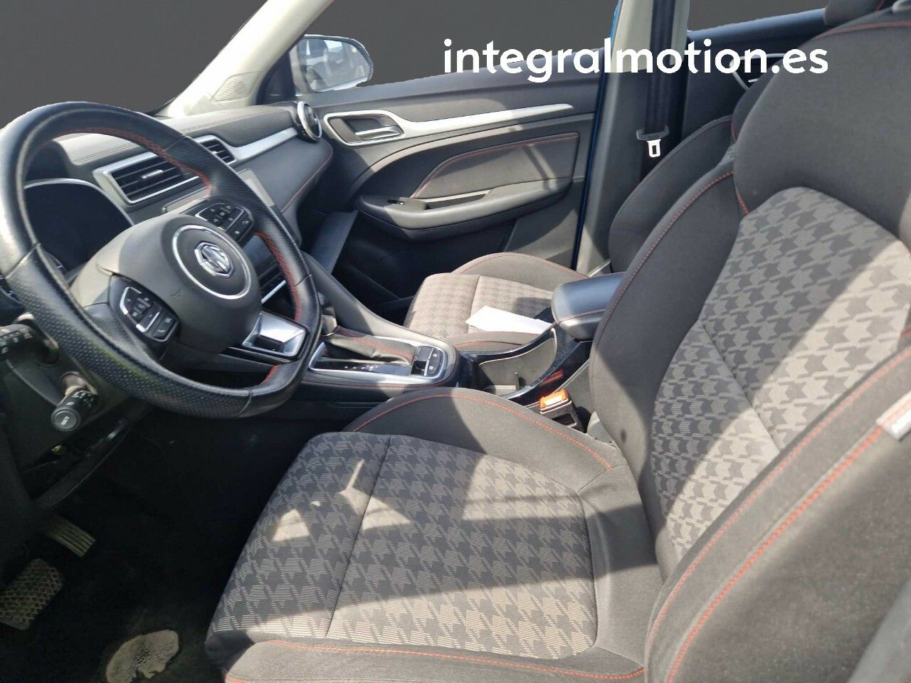 mg zs 2022 / foto grande (3)