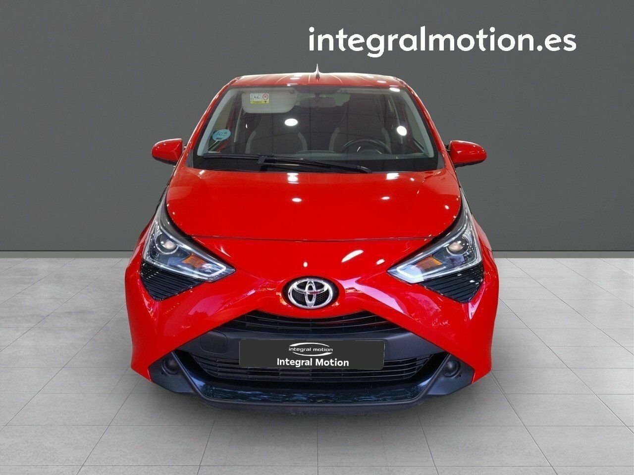 toyota aygo 2021 / foto grande (2)