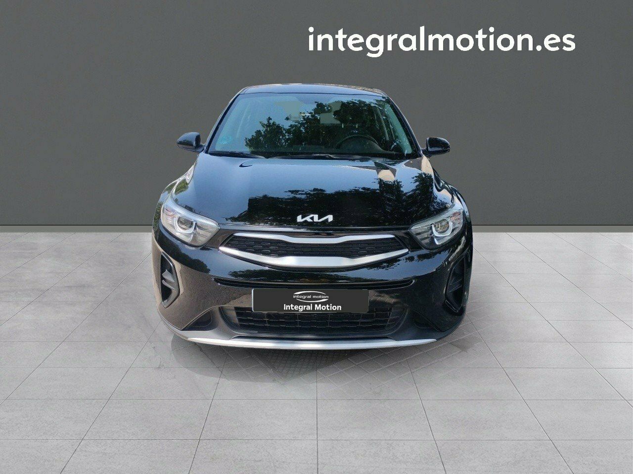 kia stonic 2023 / foto grande (2)