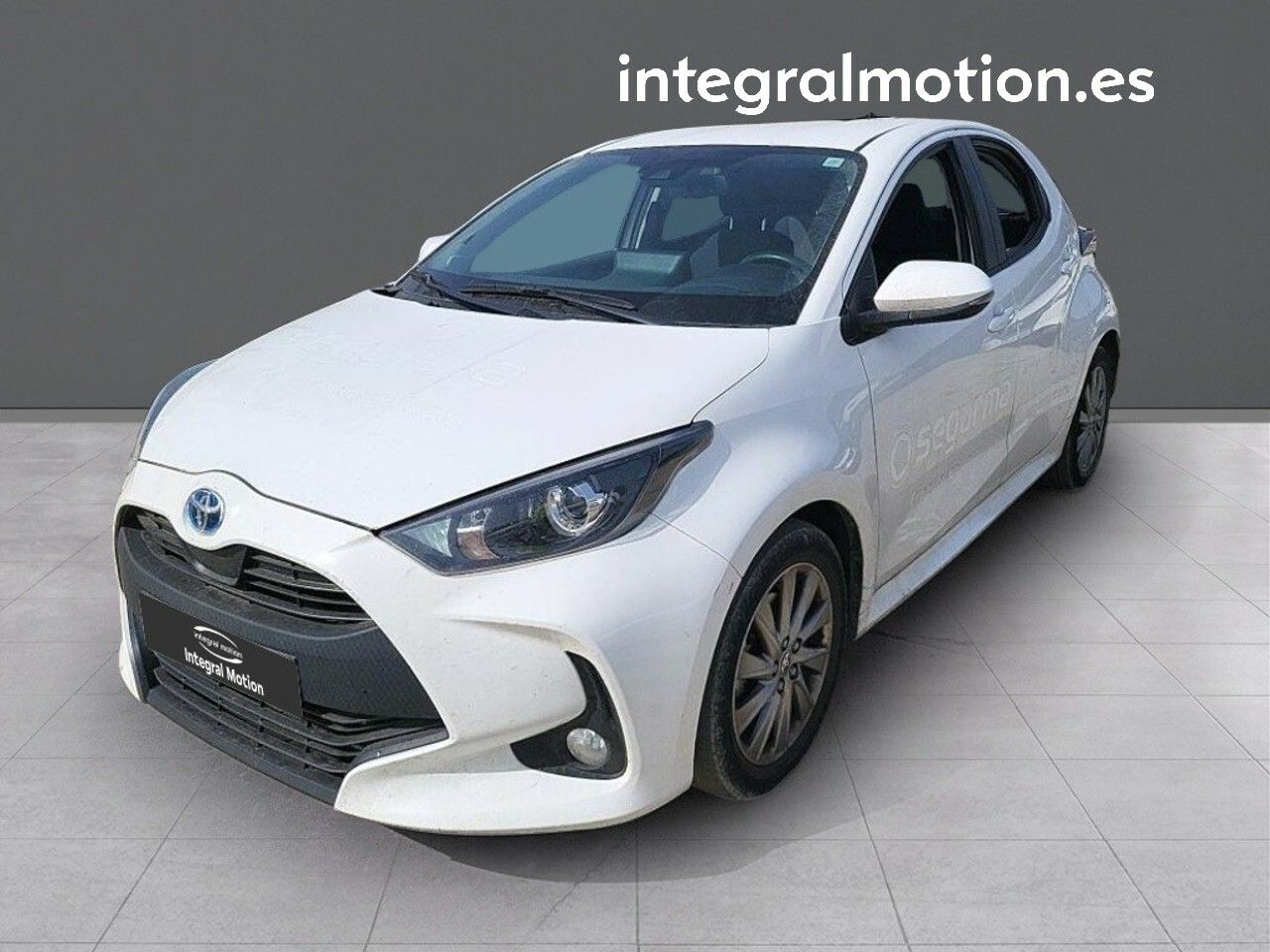 Foto toyota yaris 2023 /