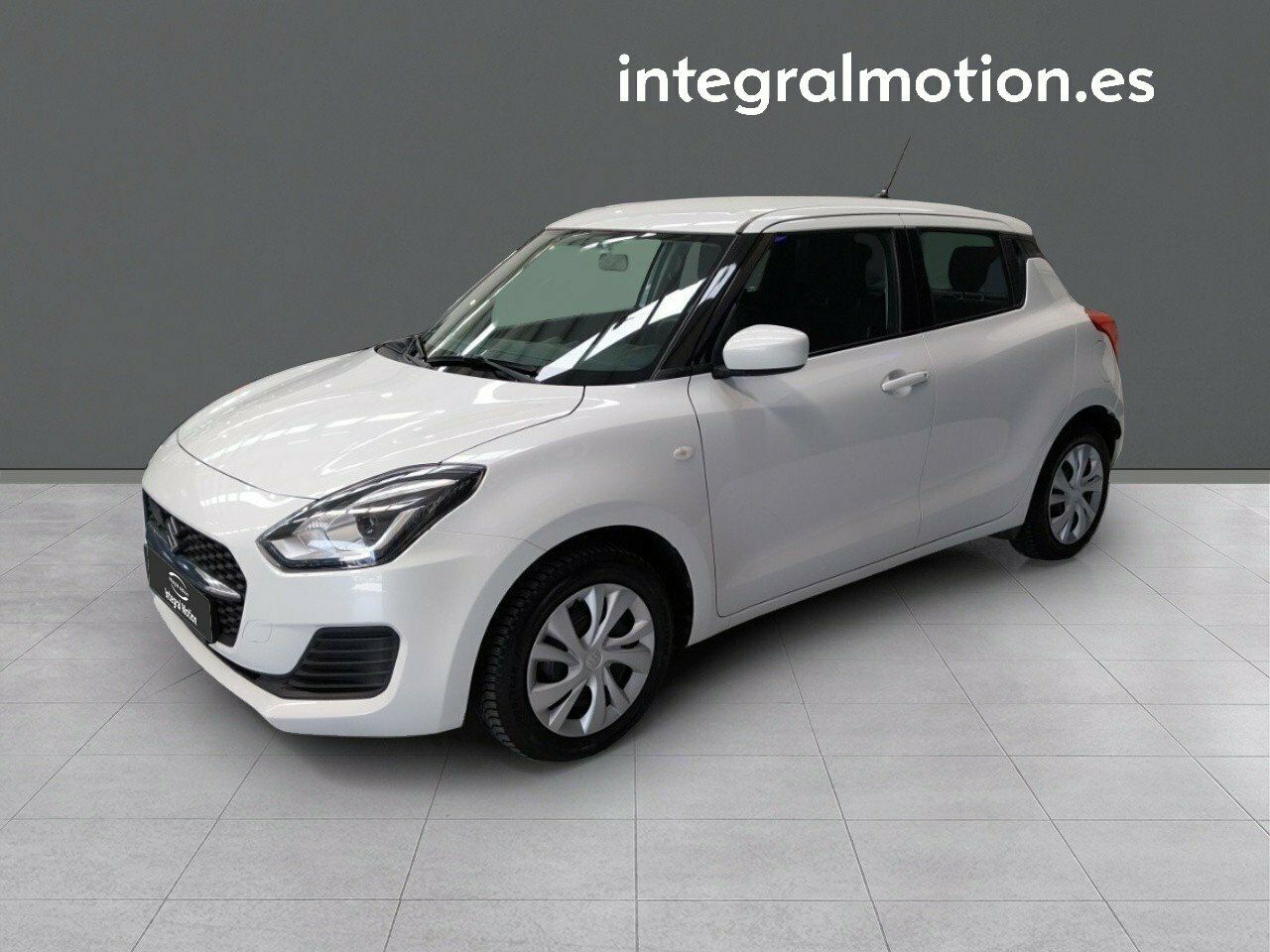 Foto suzuki swift 2021 /
