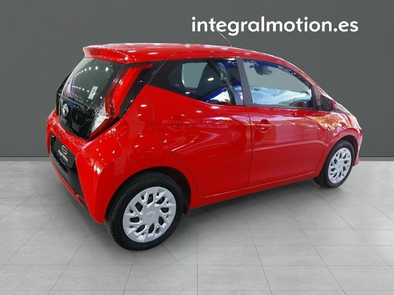 toyota aygo 2021 / foto grande (2)