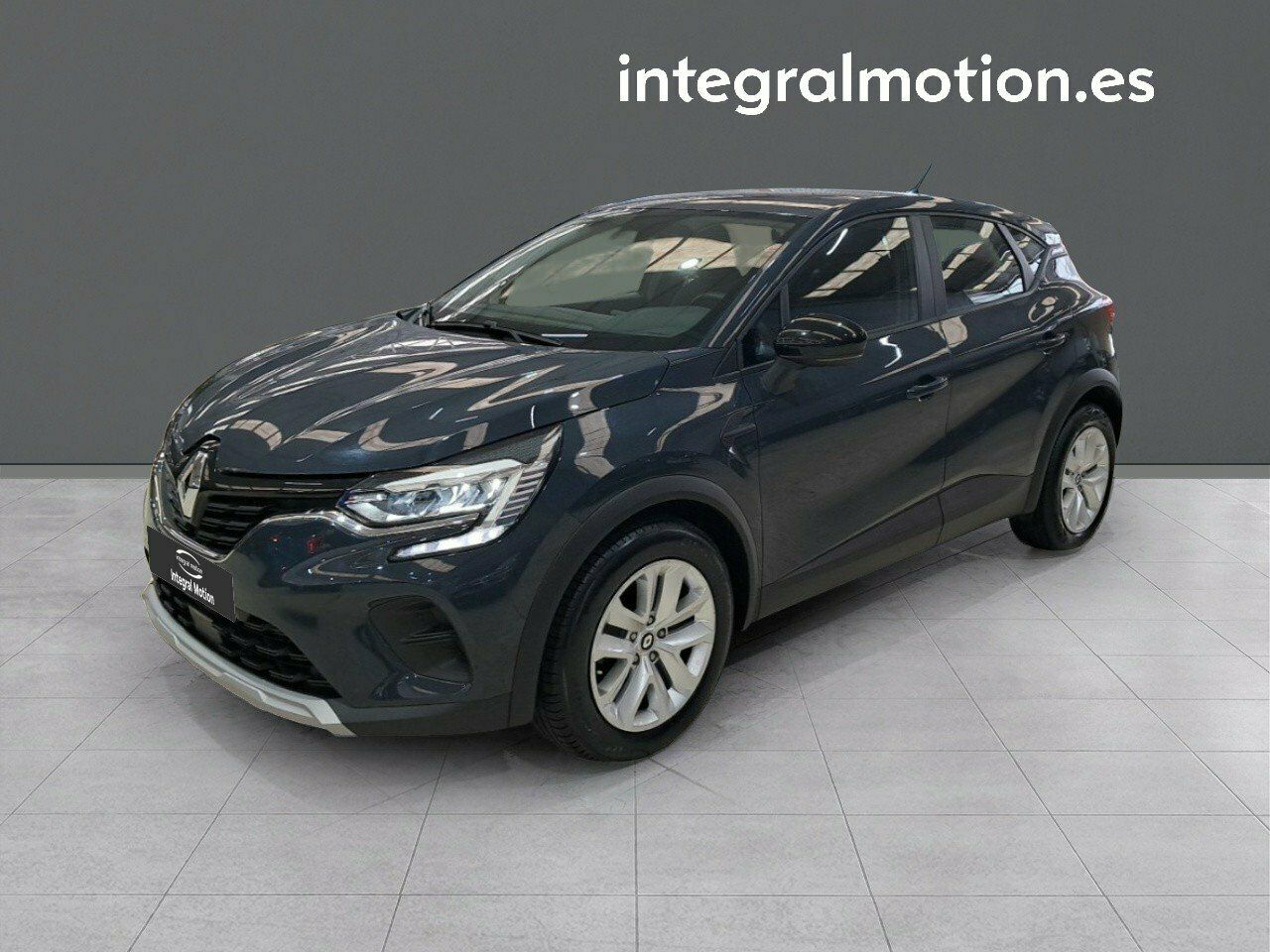 renault captur 2023 /