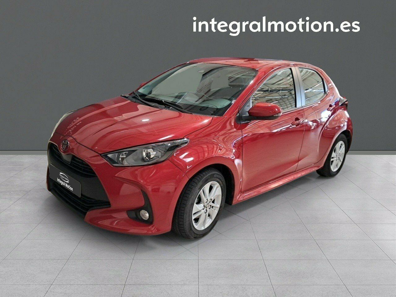 toyota yaris 2024 /