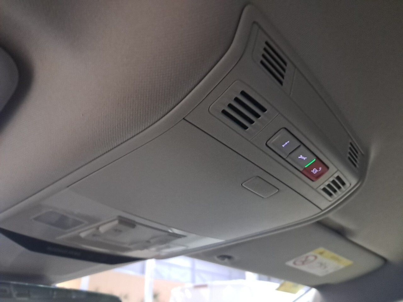 Volkswagen Passat Business 1.6 TDI 88kW (120CV) DSG - foto 19