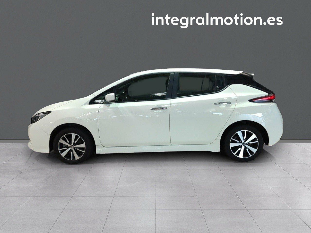 Nissan Leaf 40kWh Acenta - foto 24
