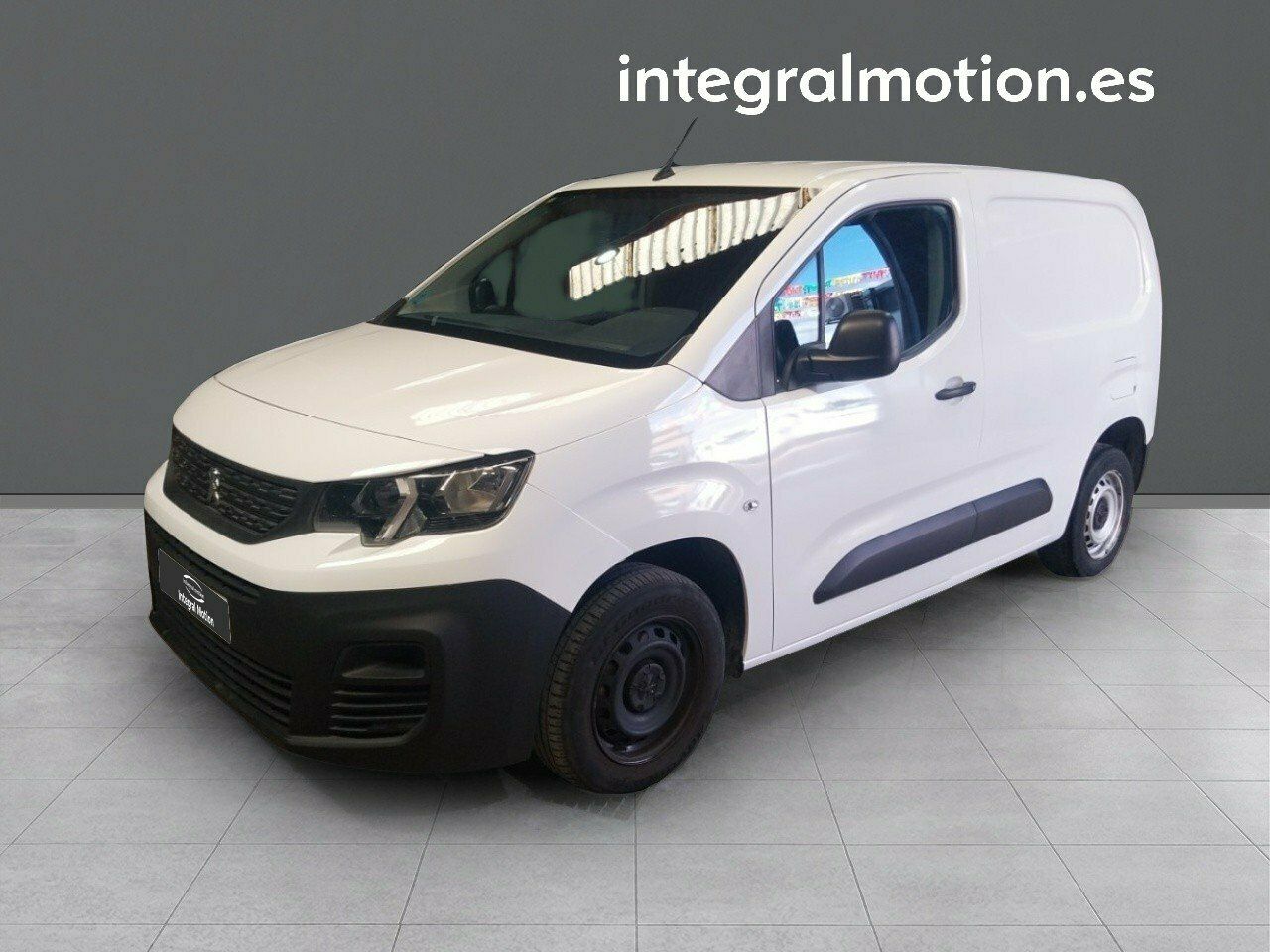 Mercedes glb aparcamiento package  de segunda mano - peugeot partner 2022 /
