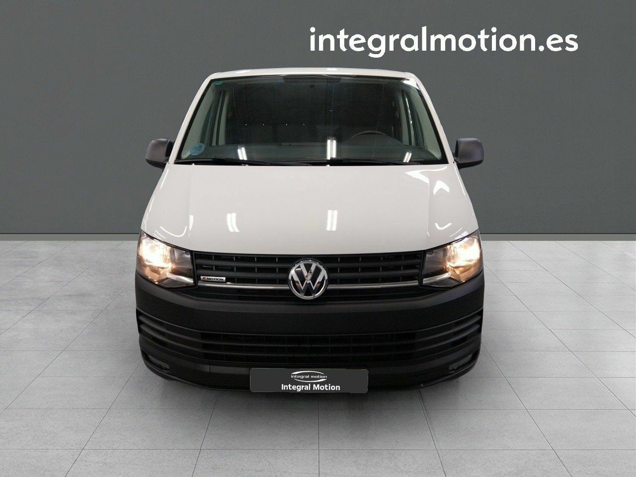 volkswagen transporter 2019 / foto grande (2)