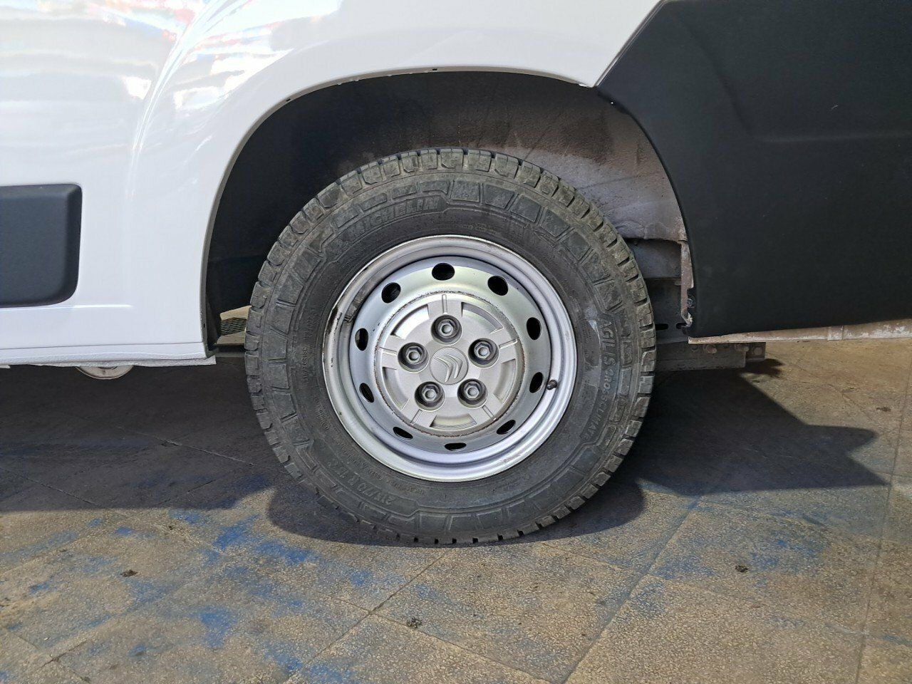 bg
